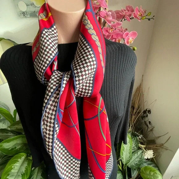 Hermès Fouets Et Badines Silk scarf Foulard. - Picture 16 of 16